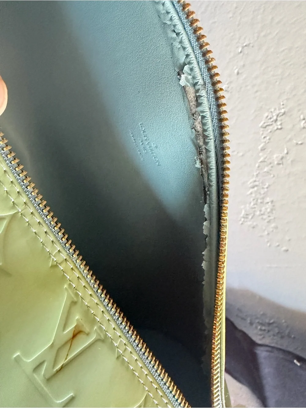 Louis Vuitton Vernis Bedford Pistachio Green Patent Leather Bag Authentic